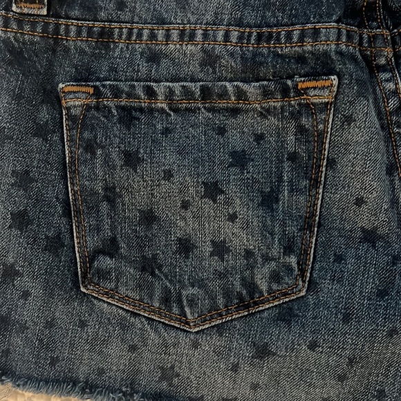 J brand jean shorts with stars - Picture 5 of 6